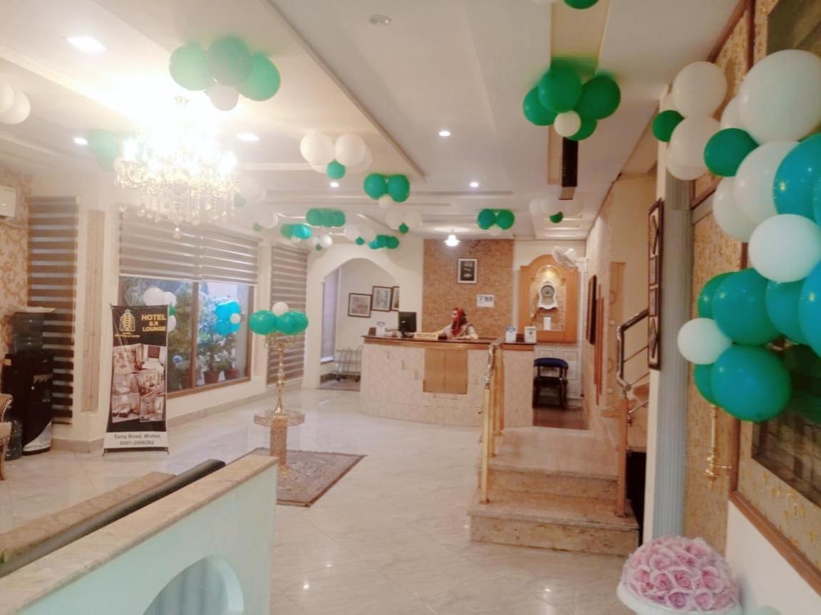 Hotel S.R. Lounge Multan Ngoại thất bức ảnh
